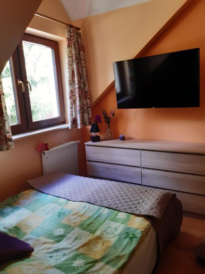 Dom Nad Jeziorem Mazury Pomost Segment 2 Giżycko Esterno foto