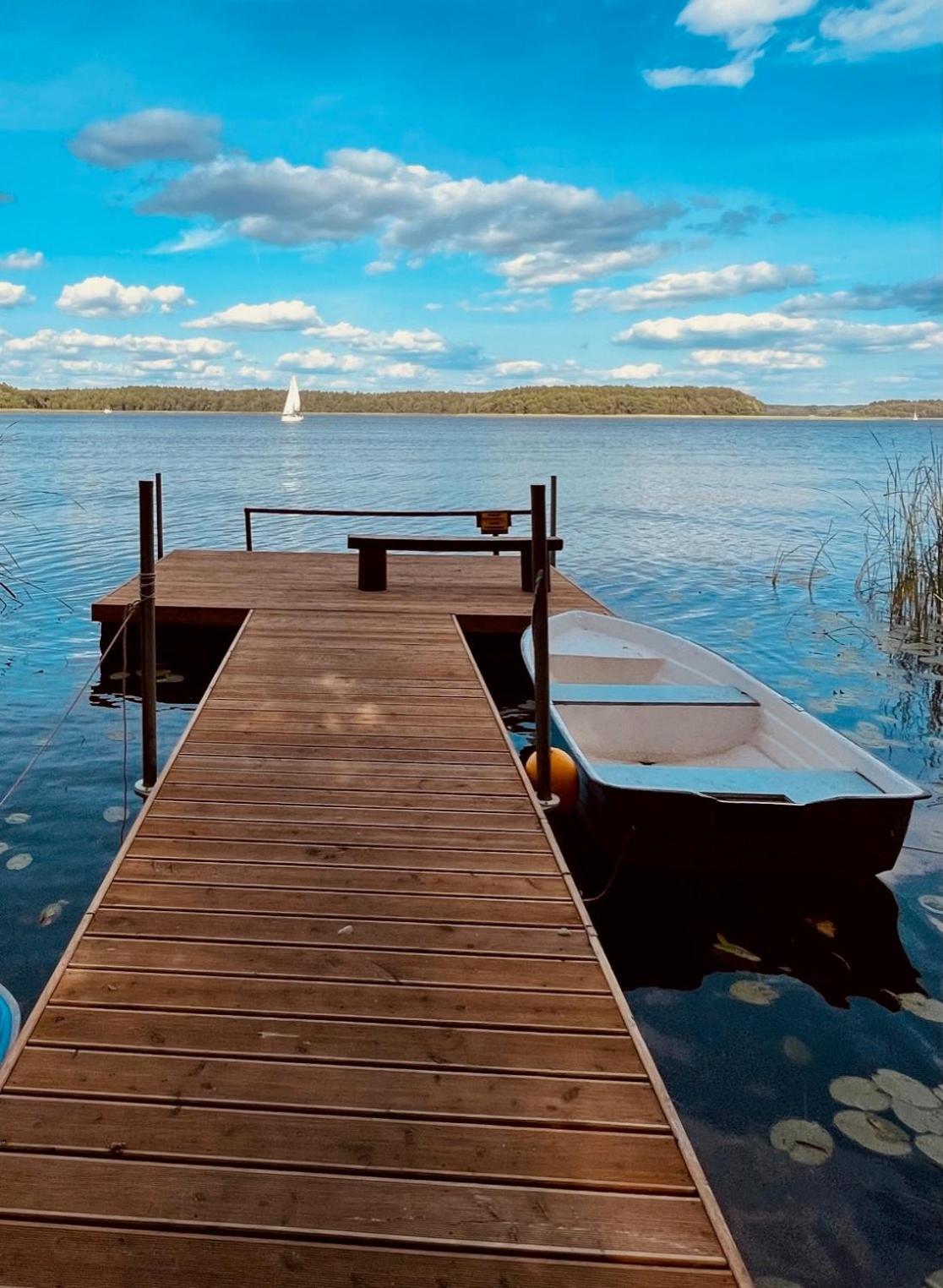 Dom Nad Jeziorem Mazury Pomost Segment 2 Giżycko Esterno foto